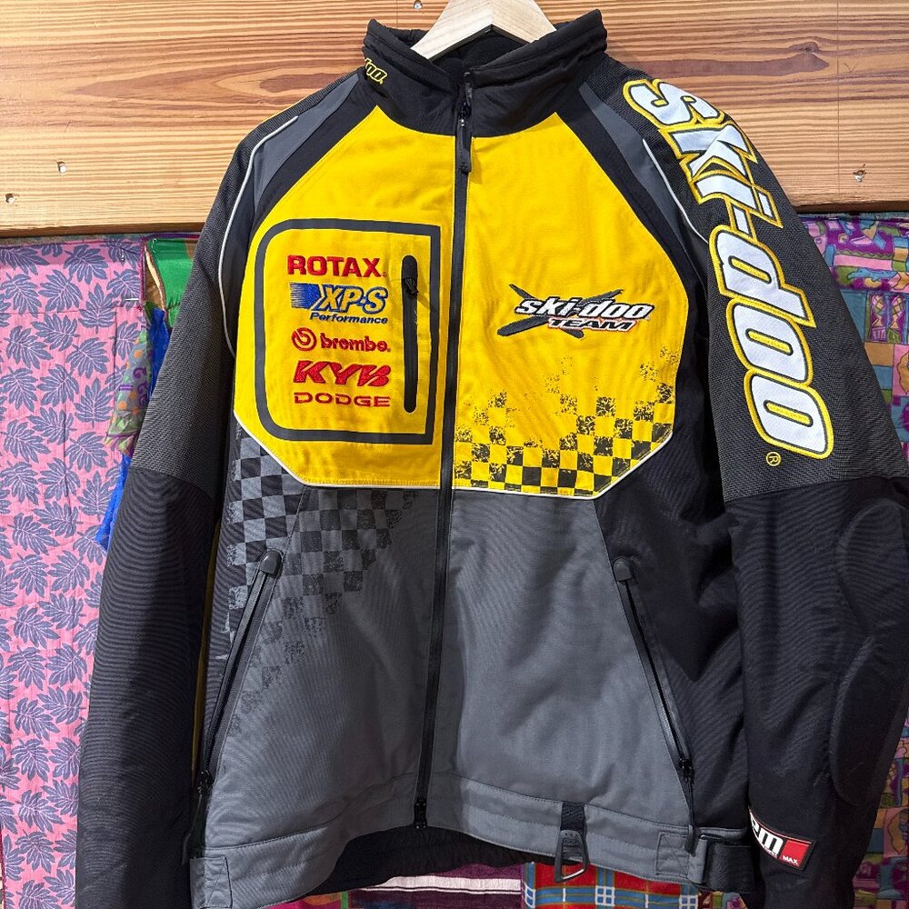 Gently Used Mens Size Large Skidoo Jacket